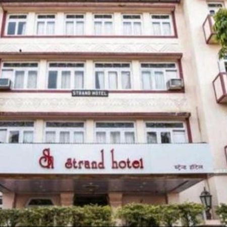 Strand Hotel, Colaba Мумбай Екстериор снимка