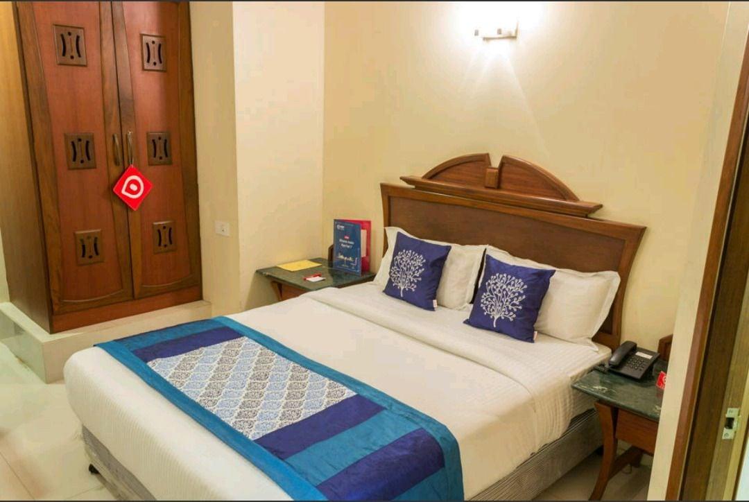 Strand Hotel, Colaba Мумбай Екстериор снимка