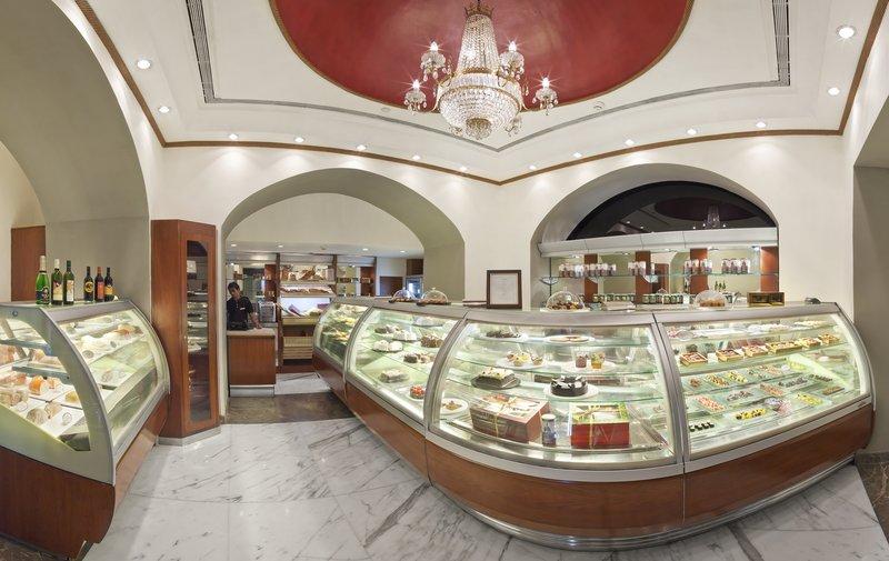Strand Hotel, Colaba Мумбай Ресторант снимка